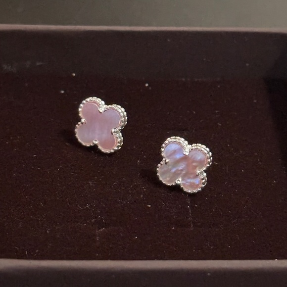 Mother Pearl 925 silver sterling earring studs - Picture 1 of 5